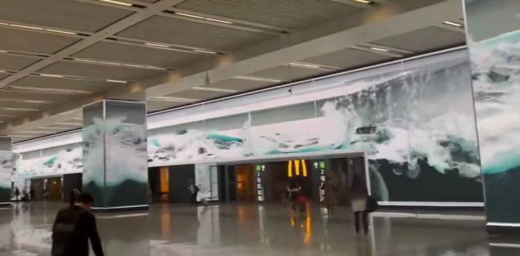 摩壬 光艺科技国内轨道交通换乘站裸眼3D屏幕项目展示